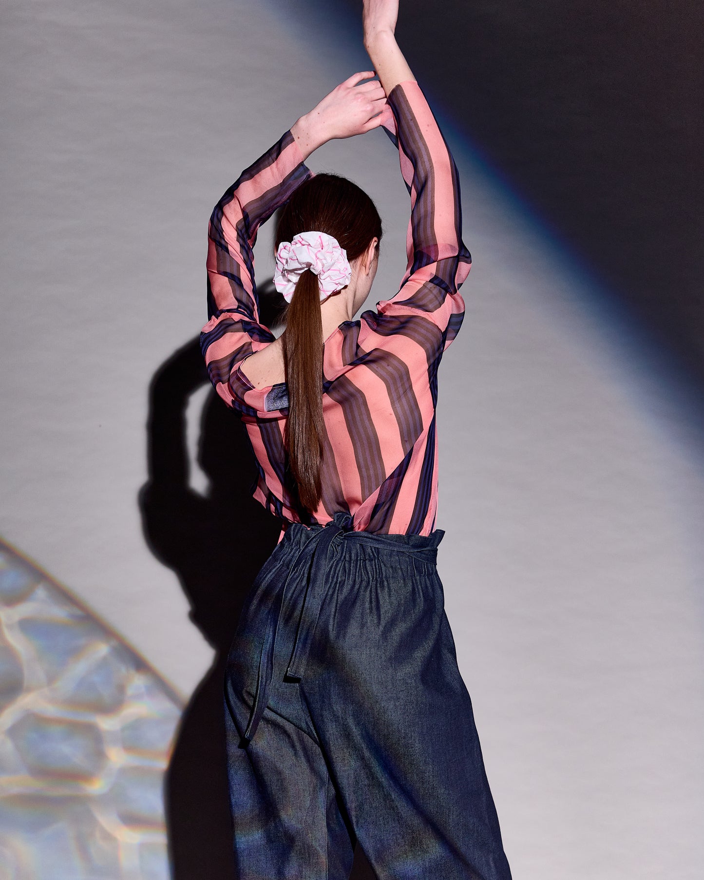 Blouse with bow ribbon